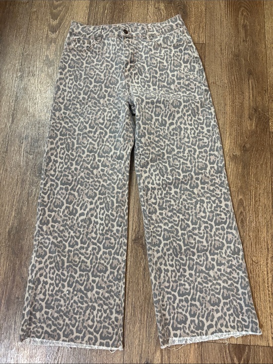 Denim - Leopard Print Wide Leg Jeans - Taupe & Gray